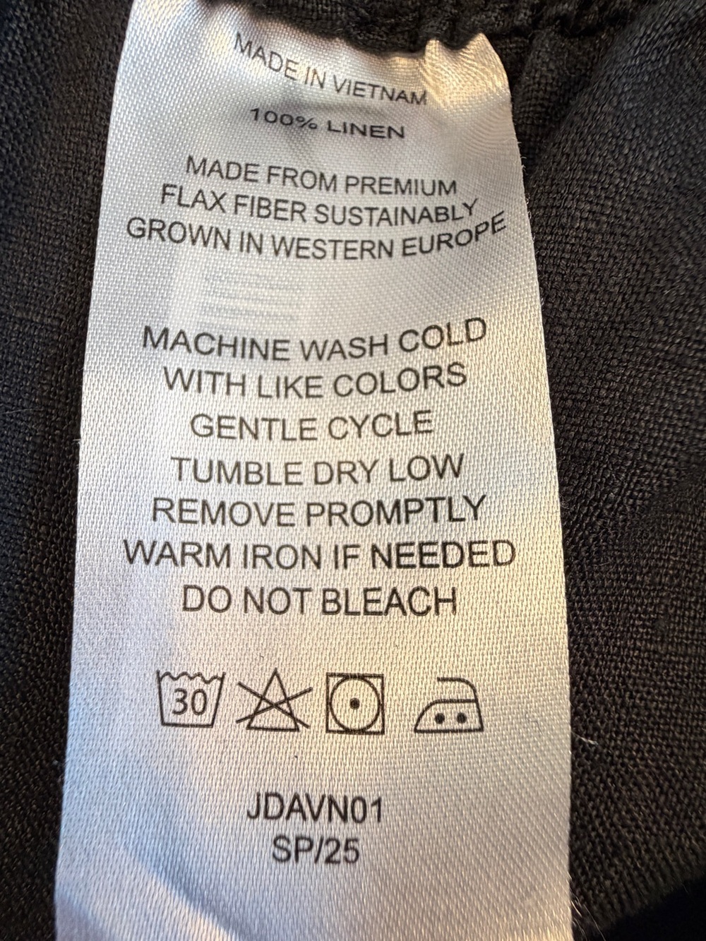 Quince Black Linen Shorts - Picture 7 of 7